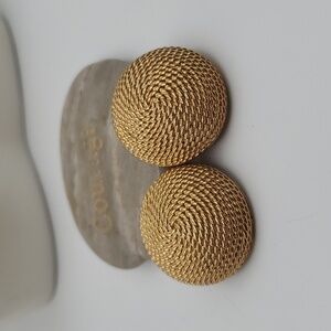 Monet basket woven evening earrings clip on vintage classic E128‎
